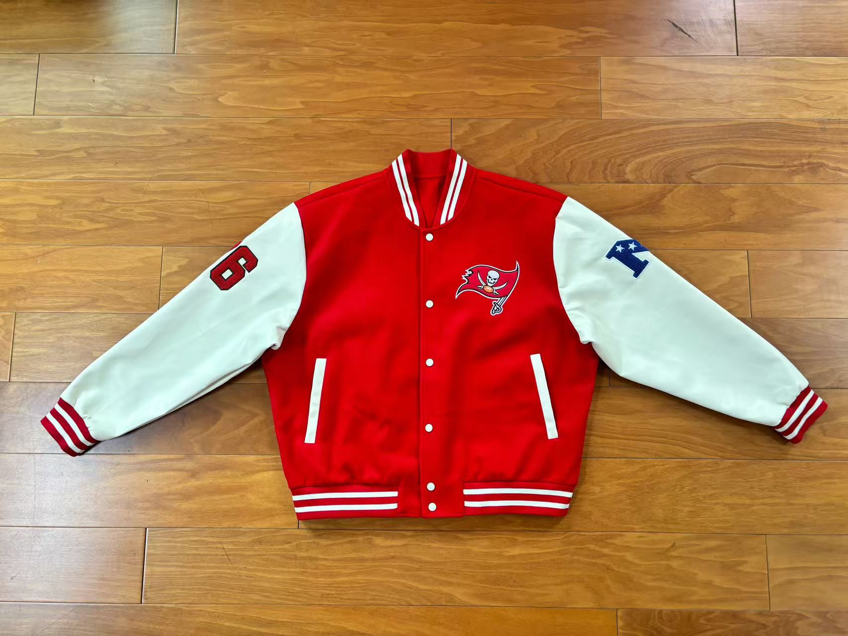 Custom Logo Jackets | OEM Outdoor Windbreaker Manufacturer