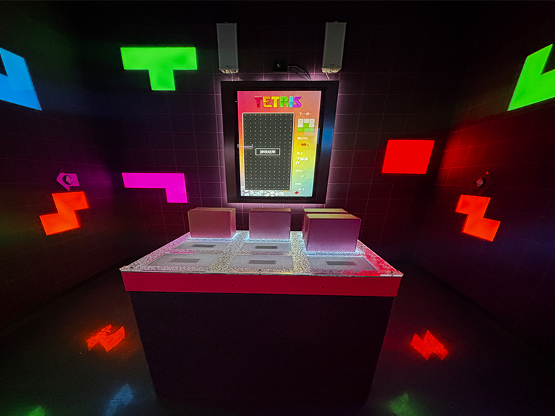 Sala de escape interativa com tema de Tetris