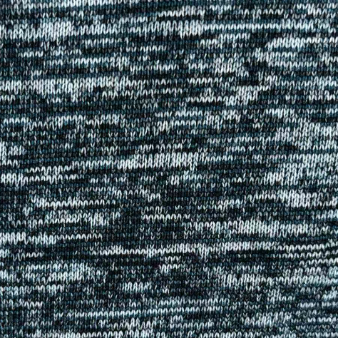 针织抓绒面料，尽显粗犷优雅