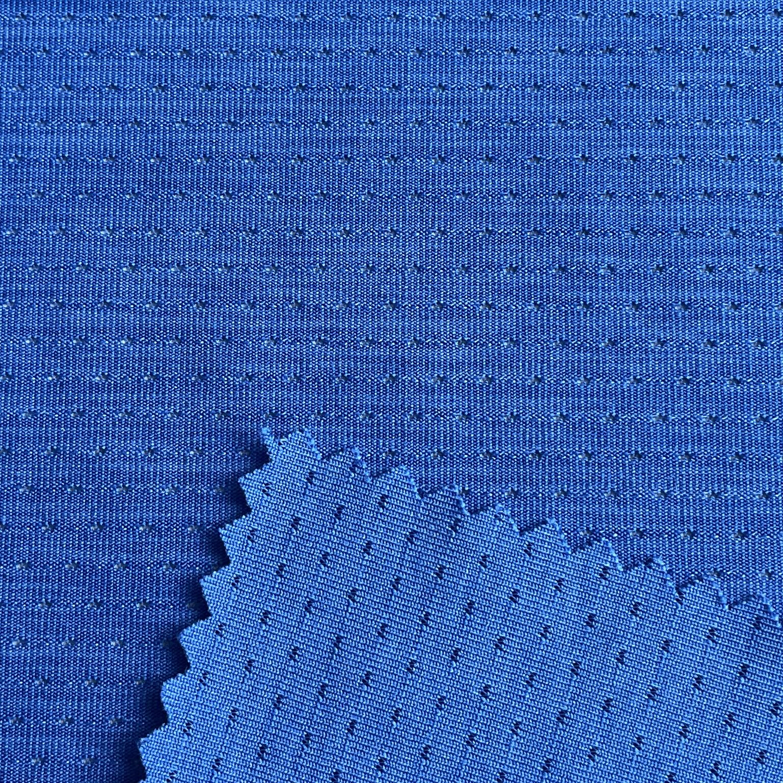 探索提花单面针织面料的多功能性