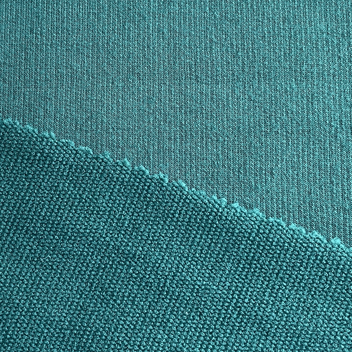 Discover the Luxuries of 100% Polyester Terry Cloth