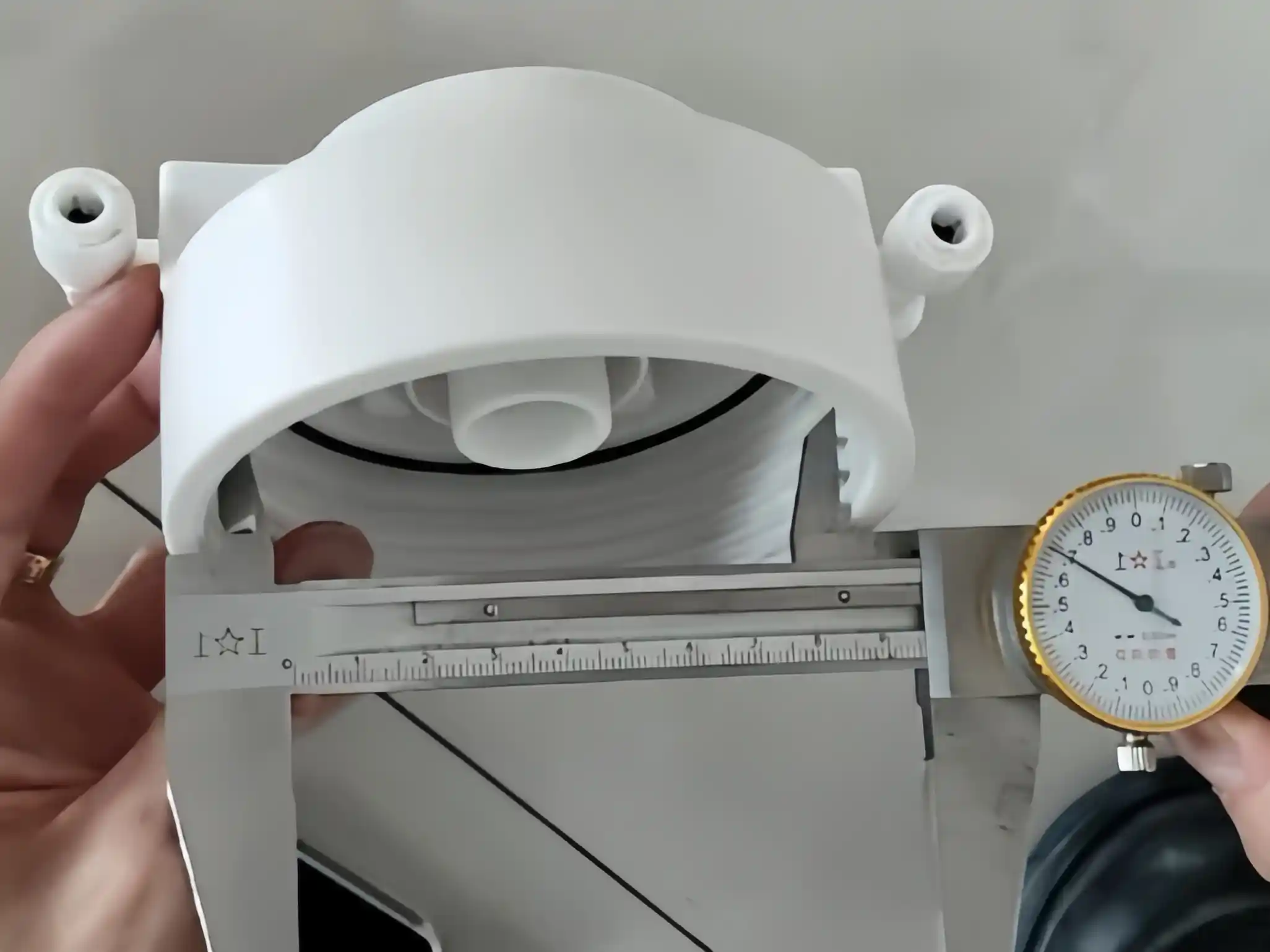 Deckel des Wasserfiltergehäuses